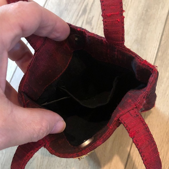 VTG Ornate Beaded Embroidered Purse Madein India Red Silk Square Bag Clutch READ - Picture 3 of 7